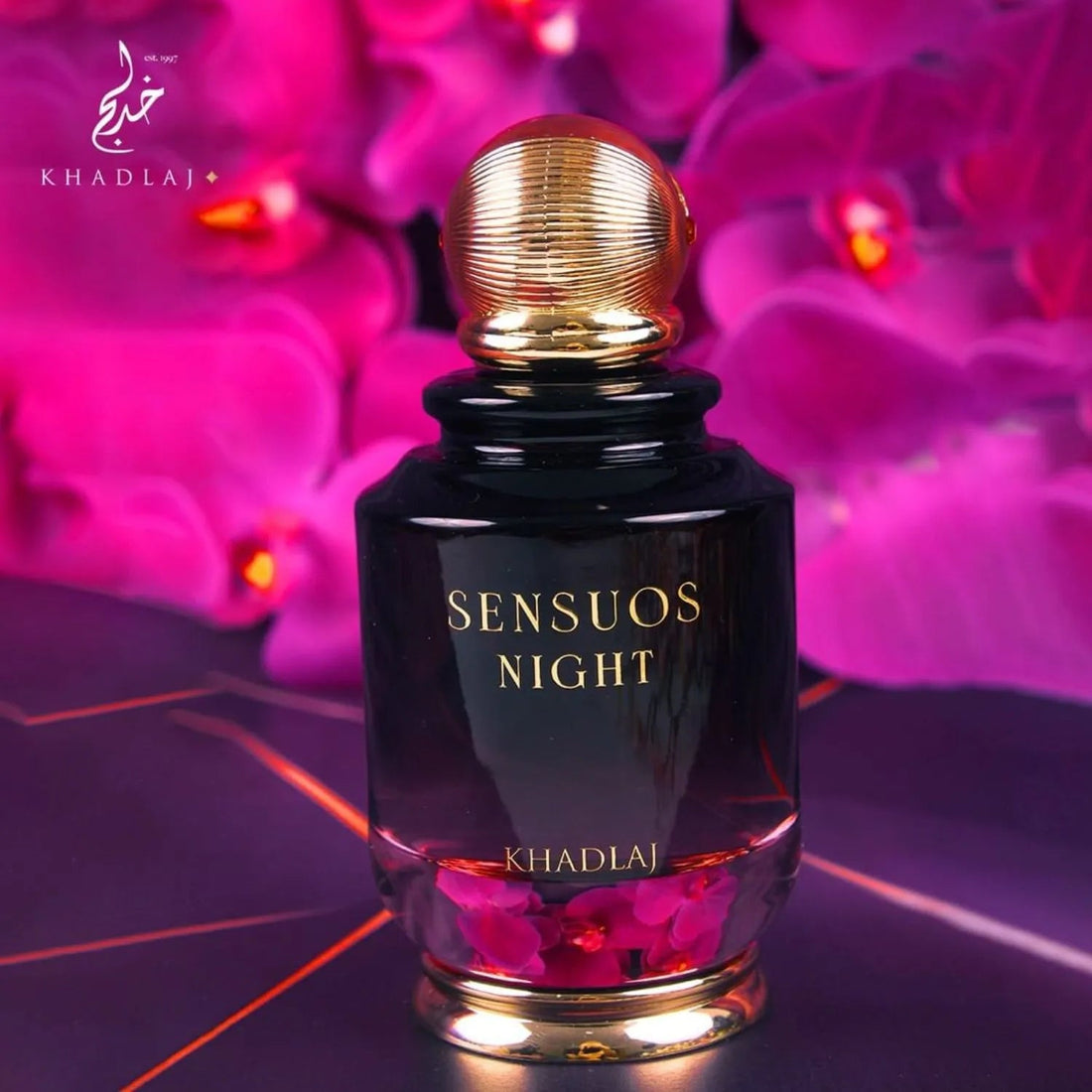 Elegant evening fragrance with fruity and floral accords